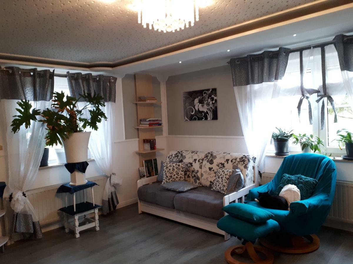 Serpina Apartment Lobsal Exterior photo